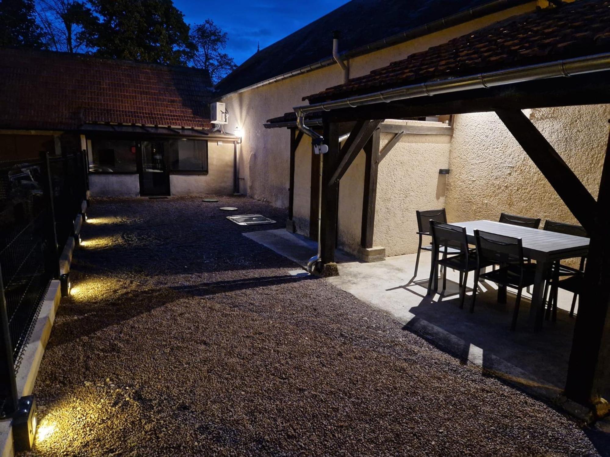 Maison 6 Personnes * Bruere-Allichamps
